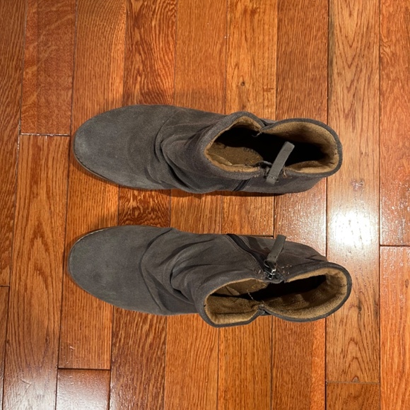 Comfortiva Ankle Boots  Size 7 Grey Charcoal Leather - Picture 3 of 6